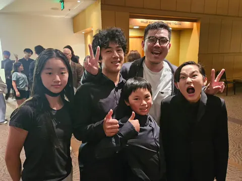 Justin Chen with friends