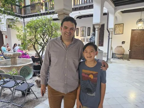 Justin Chen with Vicente Coves